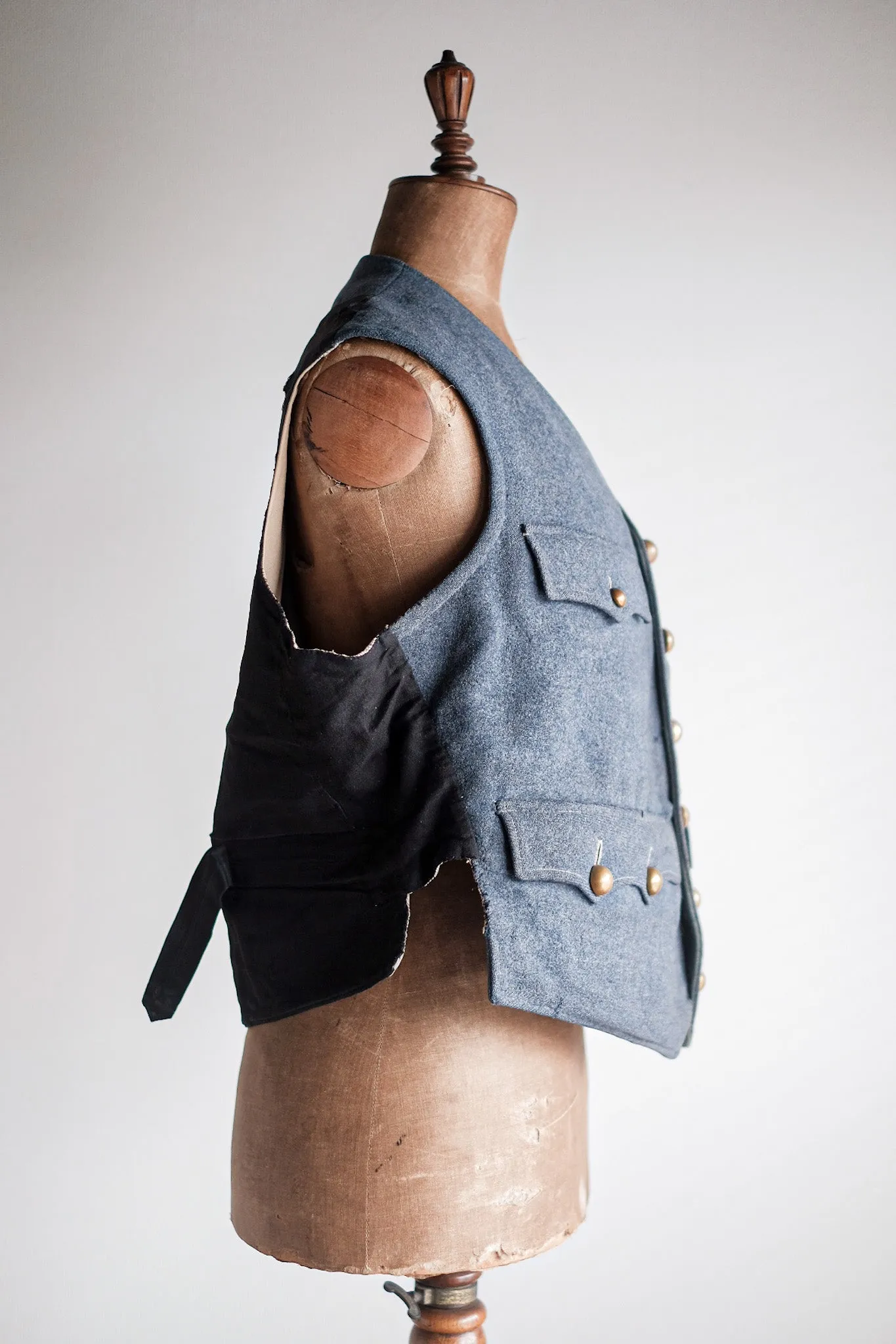 [~ 10's] Gilet de laine de l'armée française de la Seconde Guerre mondiale