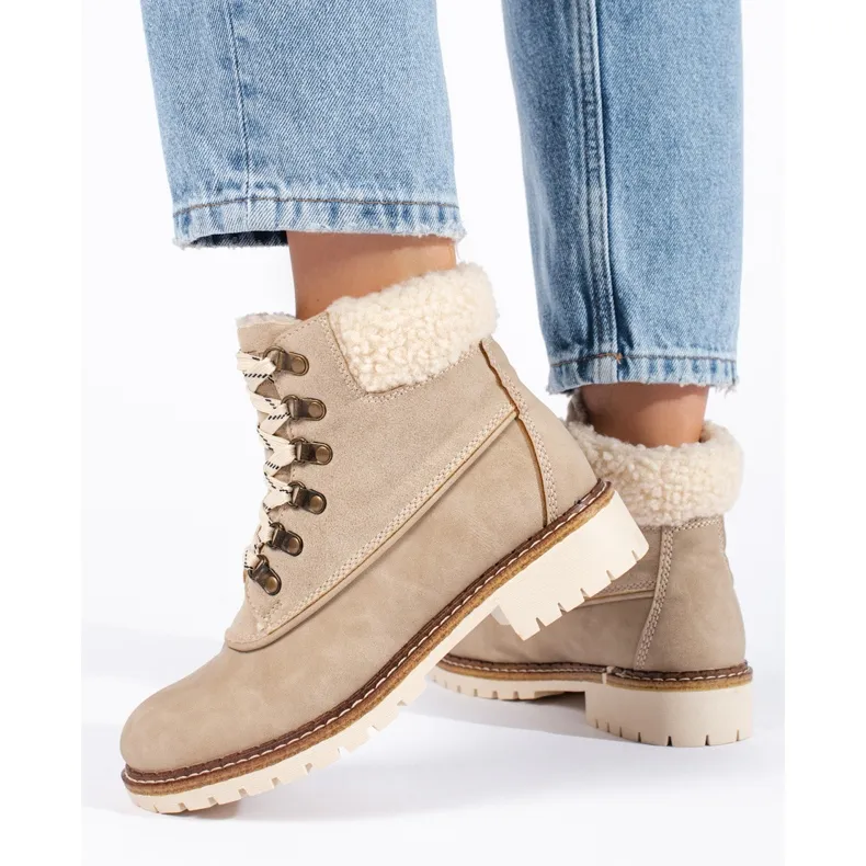 Bottes de randonnée pour femmes avec peau de mouton Shelovet brun