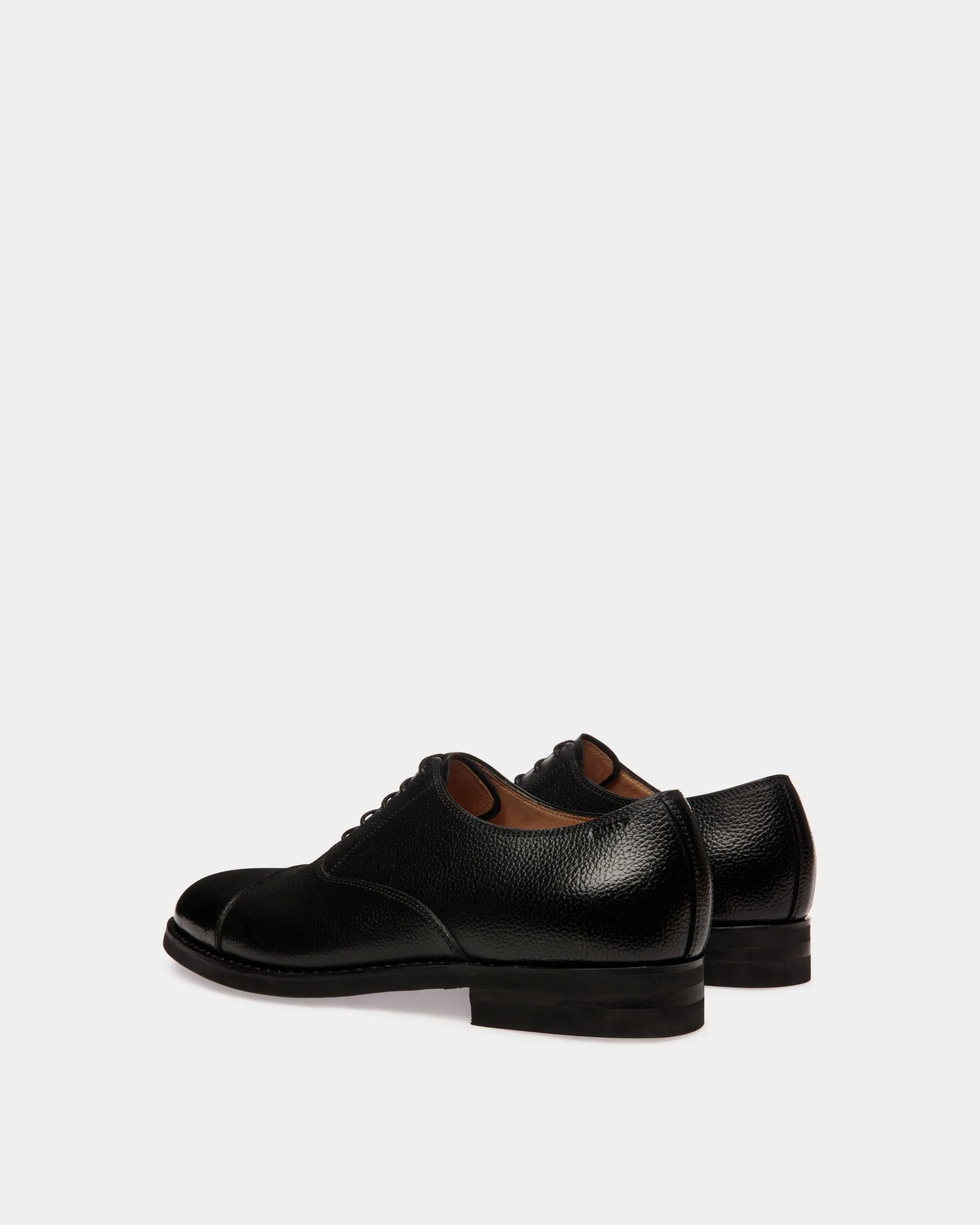 Richelieu Black Grained Leather Shoes