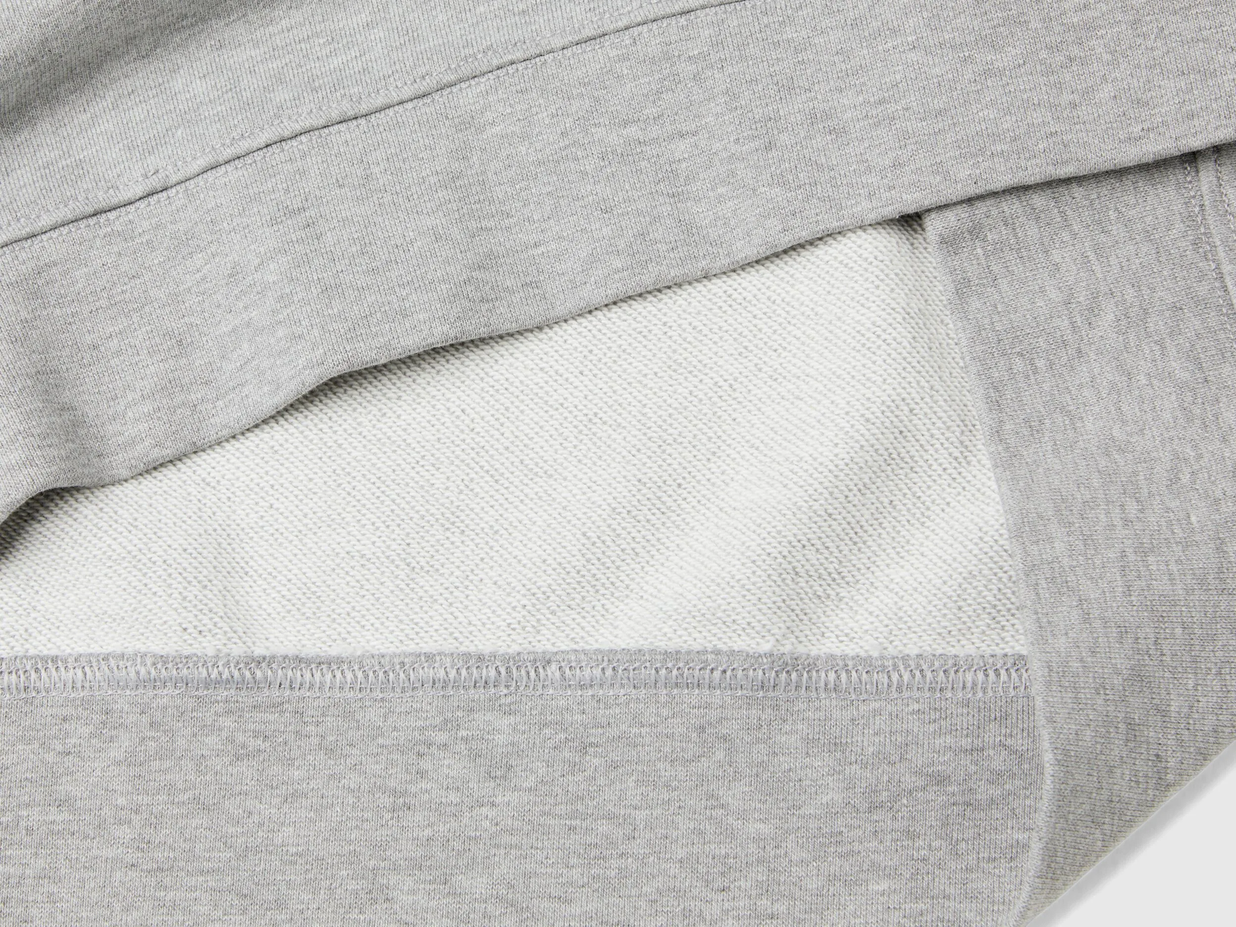 Sweat 100 % coton à capuche